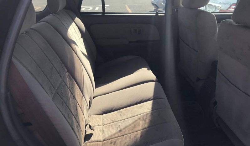 2000 Toyota Hilux Surf SSR-X full