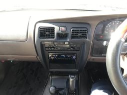 2000 Toyota Hilux Surf SSR-X full