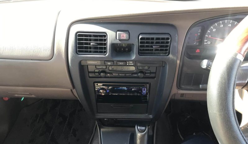 2000 Toyota Hilux Surf SSR-X full