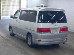 1997 Toyota HiAce Regius full