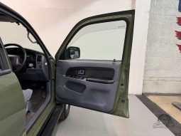 1997 Toyota Hilux Surf SSR-V full