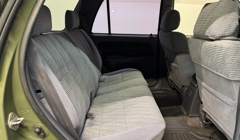 1997 Toyota Hilux Surf SSR-V full