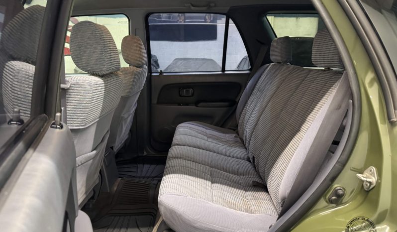 1997 Toyota Hilux Surf SSR-V full