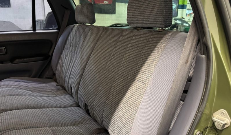 1997 Toyota Hilux Surf SSR-V full