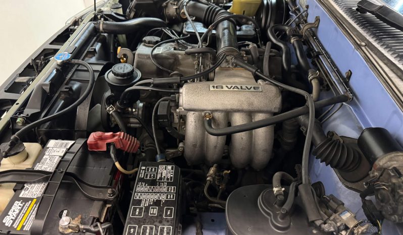 1997 Toyota Hilux Surf SSR-V full