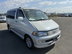 1997 Toyota HiAce Regius full