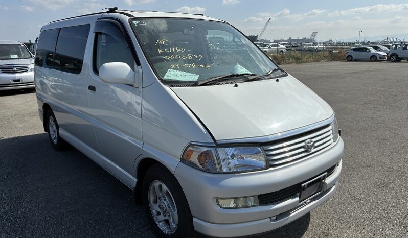 1997 Toyota HiAce Regius full
