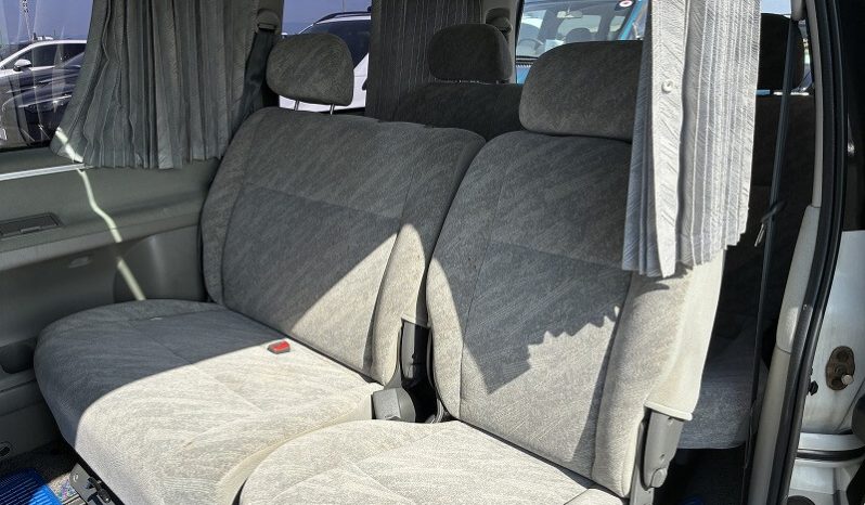 1997 Toyota HiAce Regius full