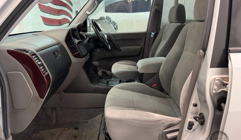 2000 Mitsubishi Pajero Super Exceed GDI full