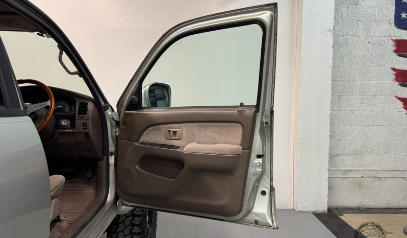 1999 Toyota Hilux Surf SSR-X Intercooled full