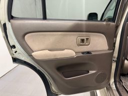 2000 Toyota Hilux Surf SSR-X full