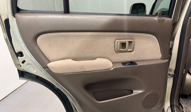 2000 Toyota Hilux Surf SSR-X full