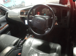 1996 Toyota Hilux Surf V6 full