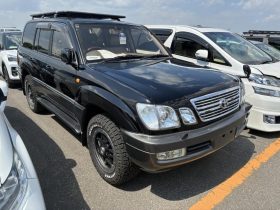 1999 Toyota Land Cruiser Cygnus V8