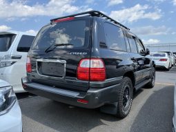 1999 Toyota Land Cruiser Cygnus V8 full
