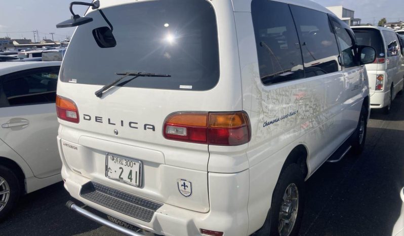 2000 Mitsubishi Delica Space Gear Chamonix full