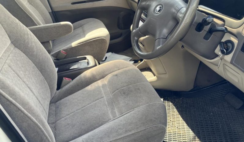 2001 Toyota Grand HiAce Limited full