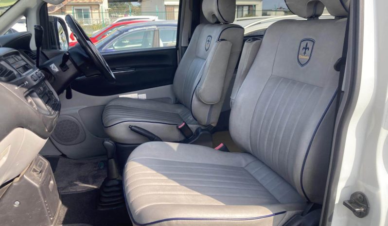 2000 Mitsubishi Delica Space Gear Chamonix full