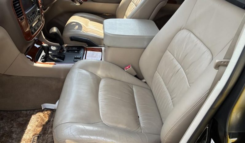 1999 Toyota Land Cruiser Cygnus V8 full