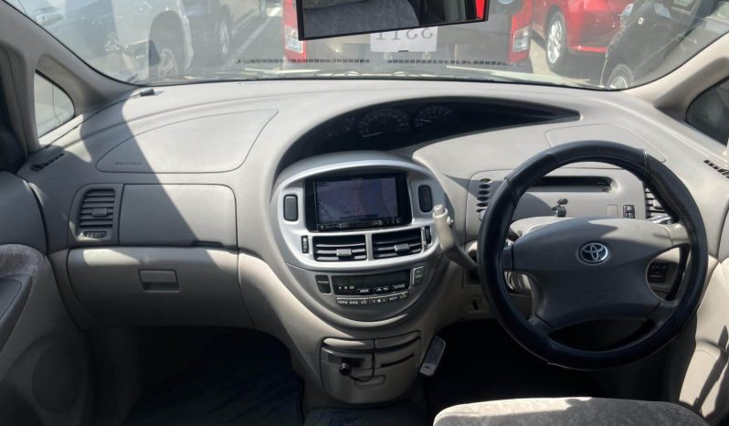 2000 Toyota Estima 4WD full