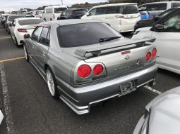 1998 Nissan Skyline GTT Sedan full