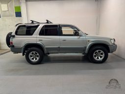 1995 Toyota Hilux Surf SSR-G full