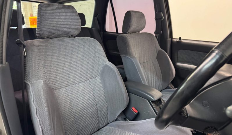 1995 Toyota Hilux Surf SSR-G full