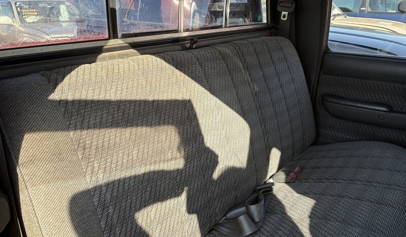 1994 Toyota Hilux Pickup Double Cab SSR-X full