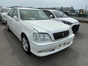 2001 Toyota Crown Athlete V