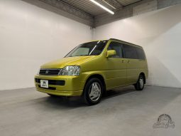 2000 Honda StepWgn Deluxe