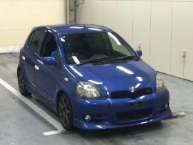 2001 Toyota Vitz RS