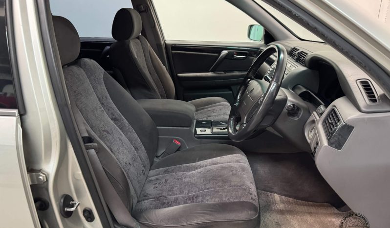 2000 Toyota Crown Estate Athlete V full