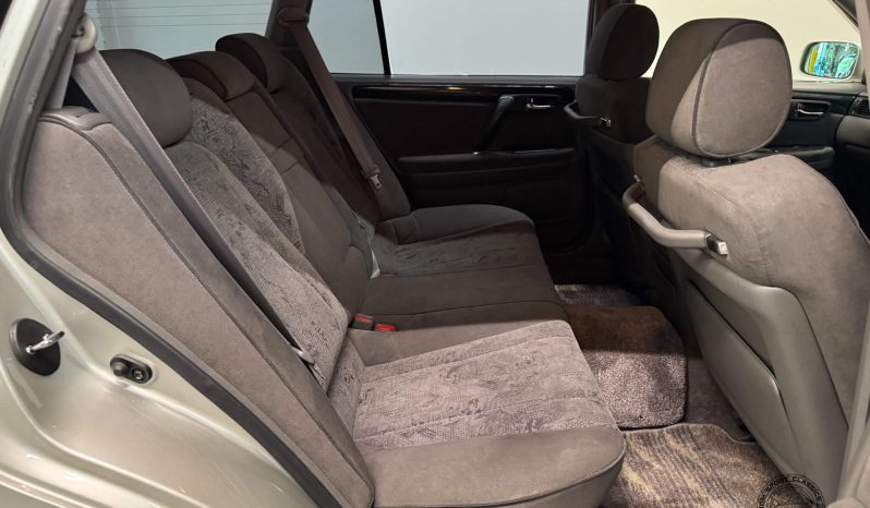 2000 Toyota Crown Estate Athlete V full