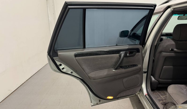 2000 Toyota Crown Estate Athlete V full