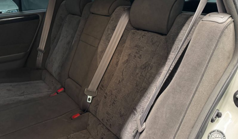 2000 Toyota Crown Estate Athlete V full