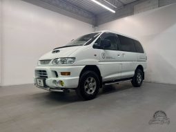 2000 Mitsubishi Delica Space Gear Chamonix