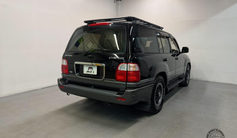 1999 Toyota Land Cruiser Cygnus full