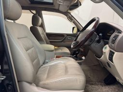1999 Toyota Land Cruiser Cygnus full