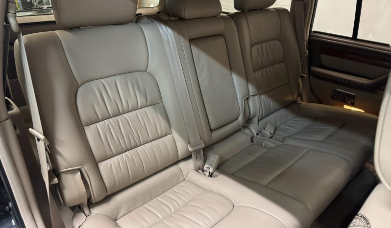 1999 Toyota Land Cruiser Cygnus full