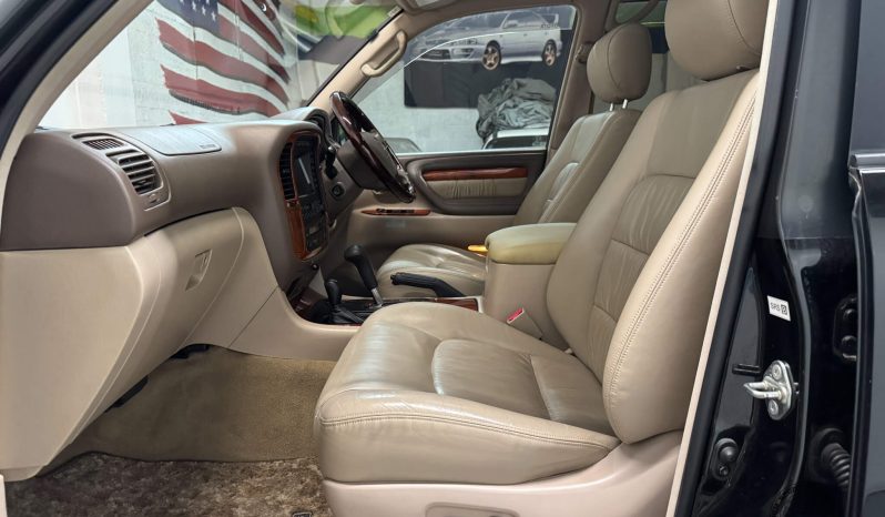 1999 Toyota Land Cruiser Cygnus full