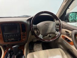 1999 Toyota Land Cruiser Cygnus full