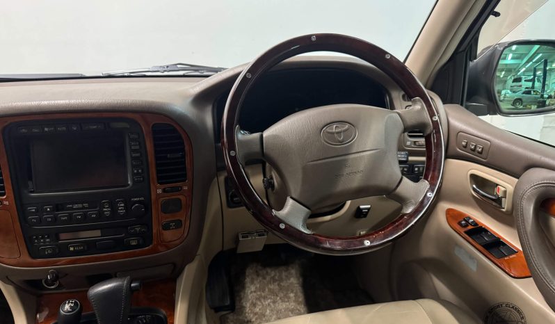 1999 Toyota Land Cruiser Cygnus full