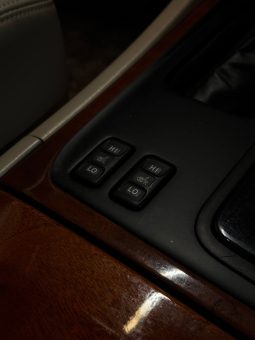 1999 Toyota Land Cruiser Cygnus full