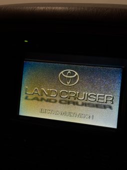1999 Toyota Land Cruiser Cygnus full
