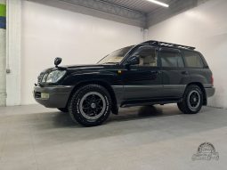 1999 Toyota Land Cruiser Cygnus full