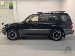 1999 Toyota Land Cruiser Cygnus full